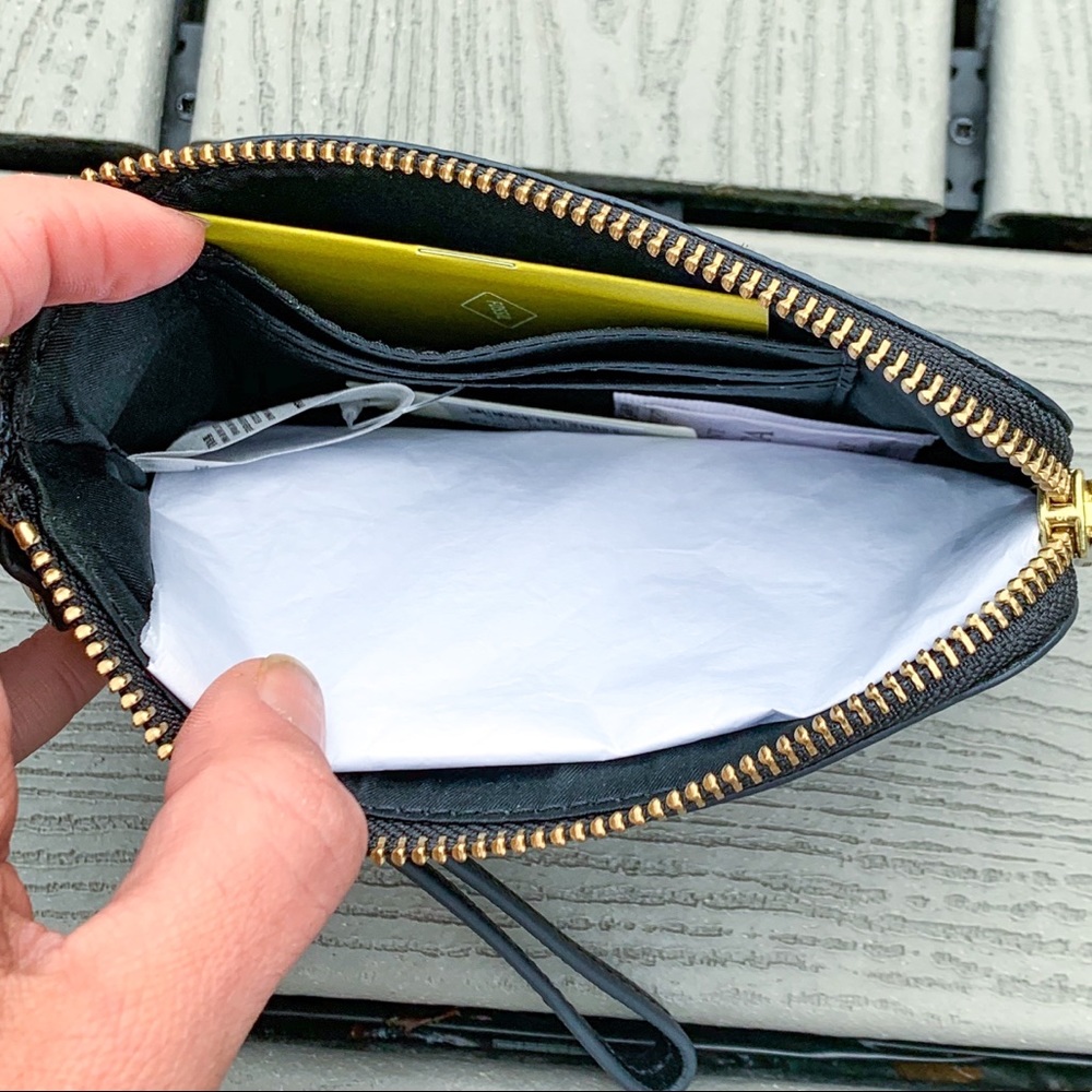 Fossil Tiegan Wristlet in Black - Picture 6 of 8